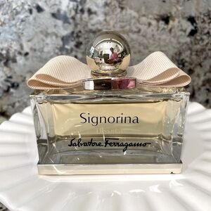 Salvador Ferragamo Signorina Elegance 3.4 Oz